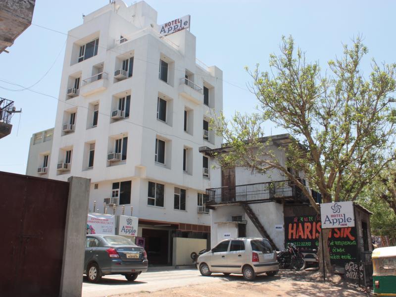 Hotel Apple Inn Ahmedabad Eksteriør billede